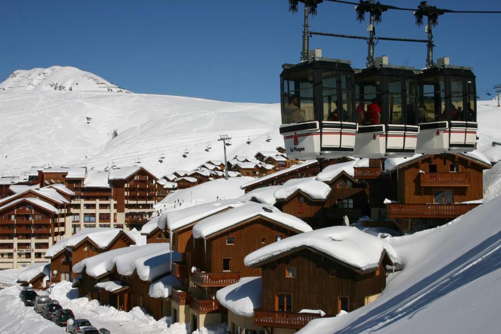 Madame Vacances Les Chalets Du Praz Ла-Плань Екстер'єр фото